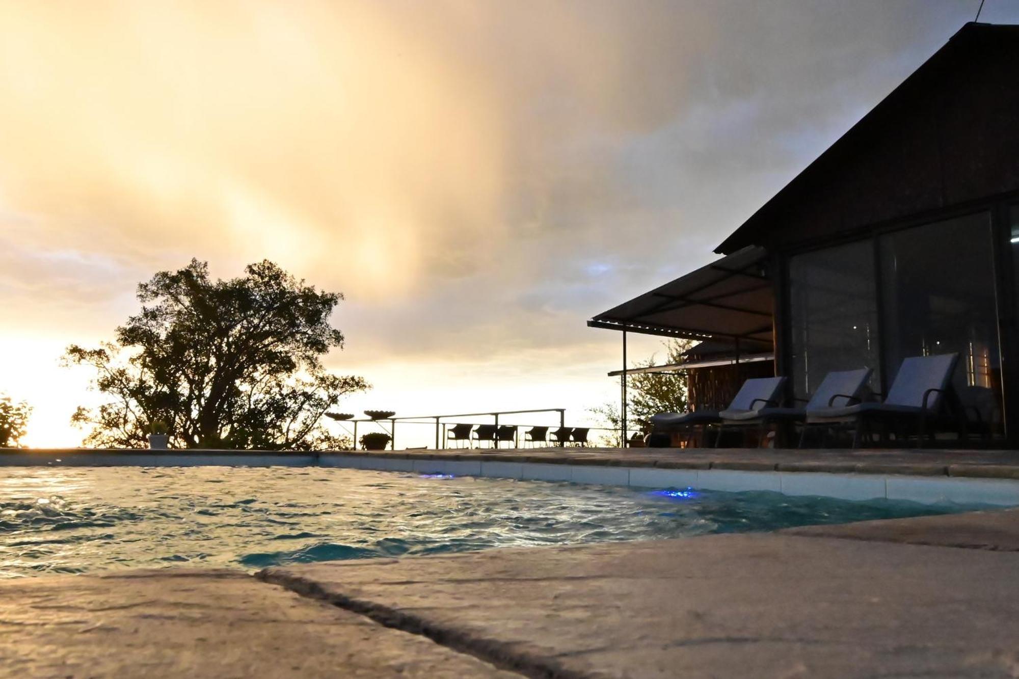 Aloegrove Safari Lodge Otjiwarongo Zewnętrze zdjęcie